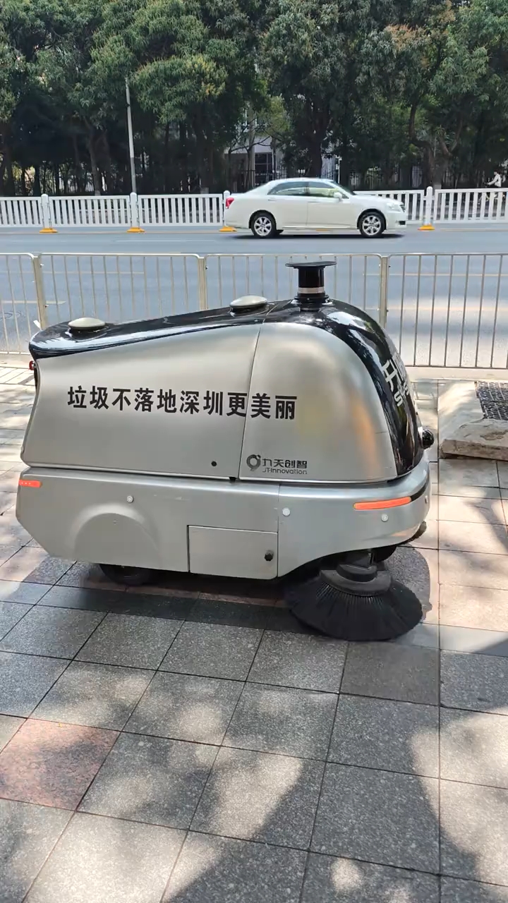 独家牵手华为云计算!603686拟投2亿元卡位无人环卫蓝海(图1)